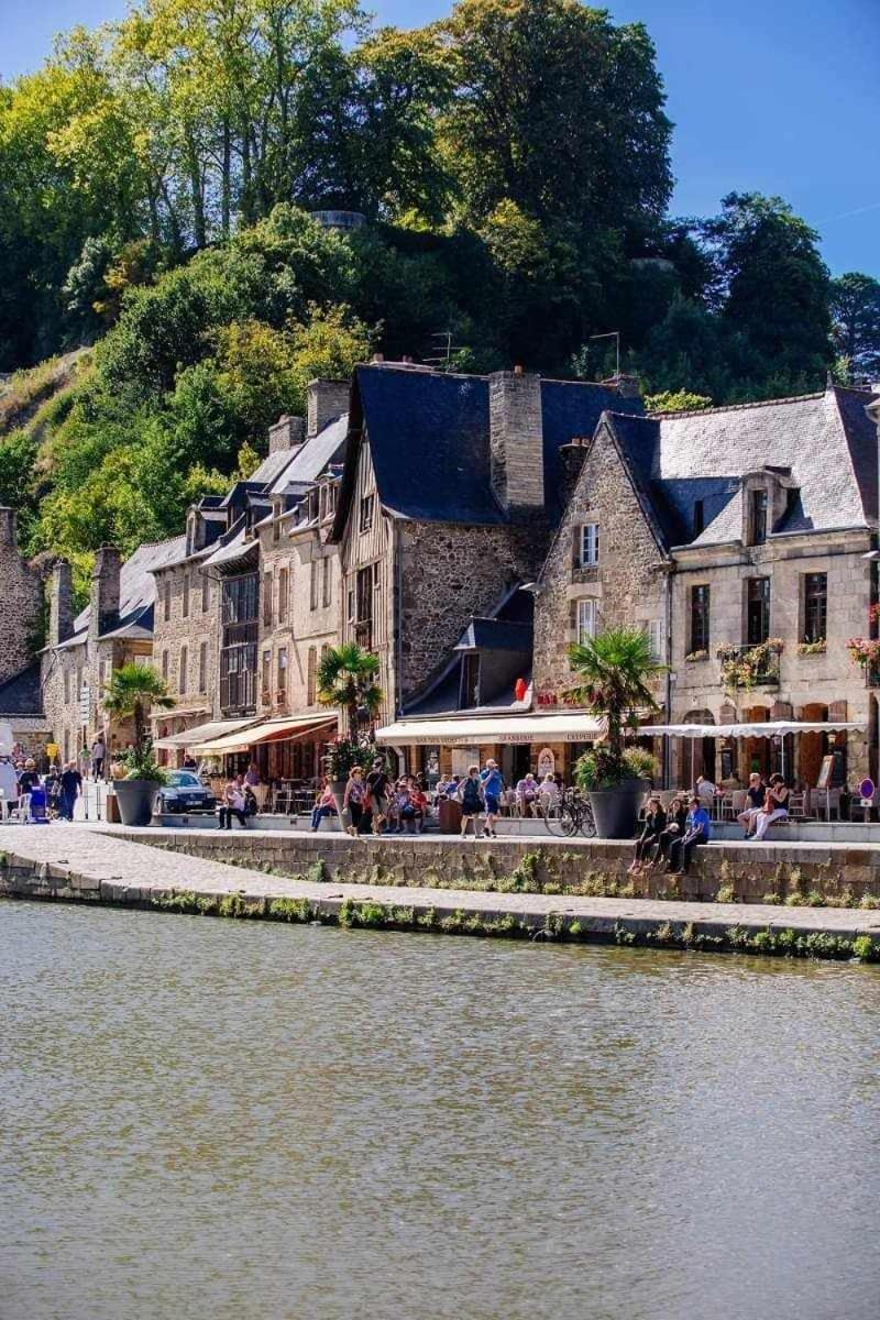 La Ménardière Serenitatis chambre d'hôtes petit déjeuner compris Corseul Exterior foto