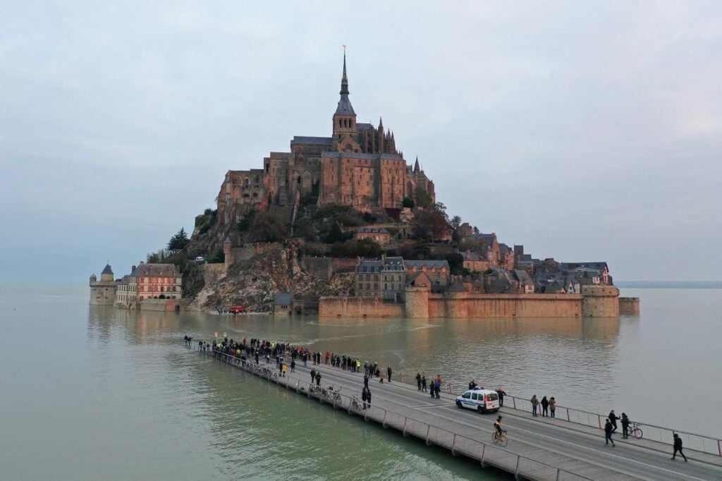 La Ménardière Serenitatis chambre d'hôtes petit déjeuner compris Corseul Exterior foto